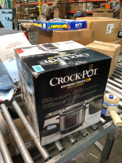 Crock-Pot 8-Quart Express Programmable Slow Cooker in Box